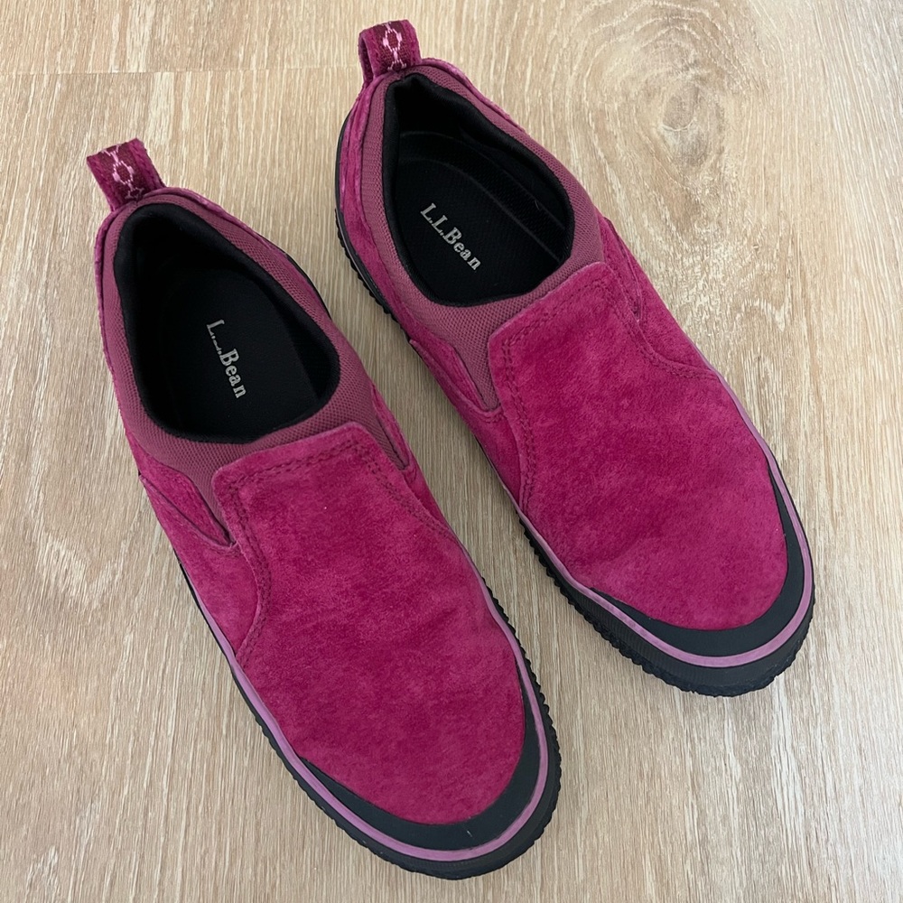 LL BEAN WOMEN'S SLIP ON SNEAKERS Size 8.5